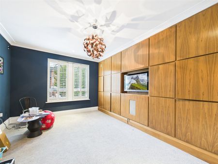 Martineau Drive, St Margarets, Middlesex, TW1, Twickenham - Photo 2