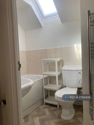 1 bedroom semi-detached house to rent - Photo 1