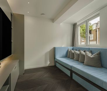 A beautifully refurbished townhouse in Belgravia - Photo 1