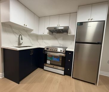 For Lease - 117 Sherwood Forest Drive Unit# B, Markham, Ontario - Photo 4