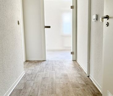 Modern sanierte 2-Raum-Wohnung in Annaberg-Buchholz auf der Haldenstrasse! - Foto 2