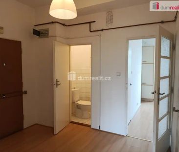 Velmi hezký byt 2+kk po rekonstrukci, Praha 6 - Bubeneč - Fotografie 6