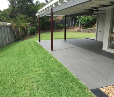 4 Wesley Place, Sinnamon Park, Qld 4073 - Photo 2