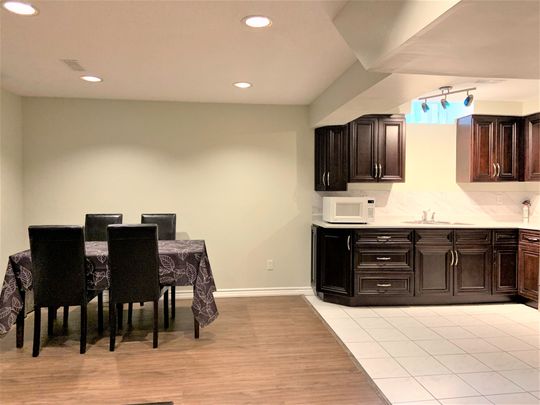 For Lease - 26 Pandora Court, Richmond Hill, Ontario - Photo 1