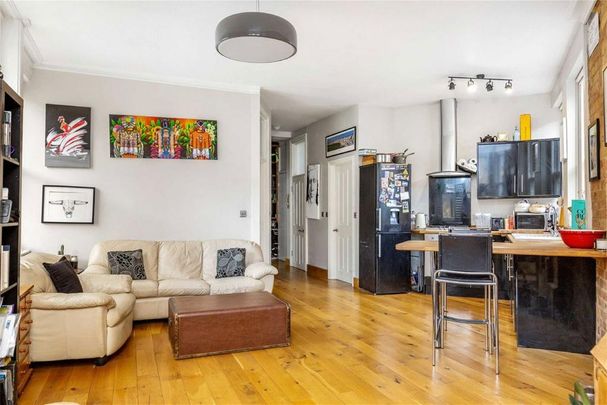 2 bedroom flat to rent - Photo 1