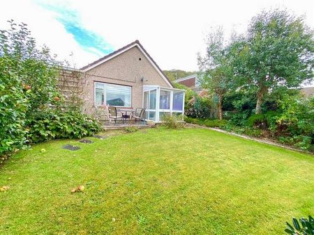 Orchard Drive, Dan Y Graig, Porthcawl, Bridgend, CF36 - Photo 3