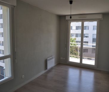 Location Appartement 2 pièces 32m² - Photo 2