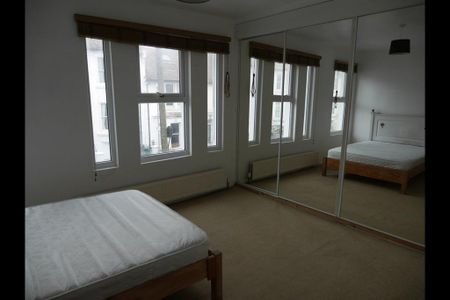 5 bedroom terraced house to rent - Photo 5