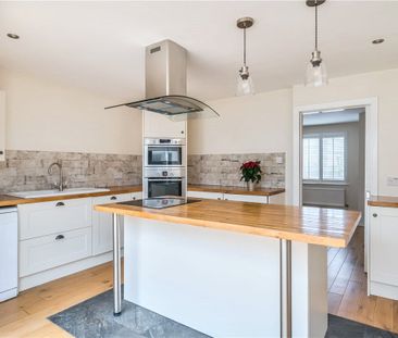 A modern light and bright 3 bedroom end of terrace house with rear ... - Photo 5