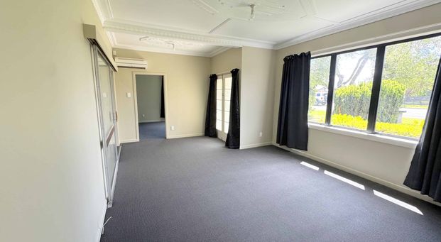 Joyful Jenkin! - Photo 1