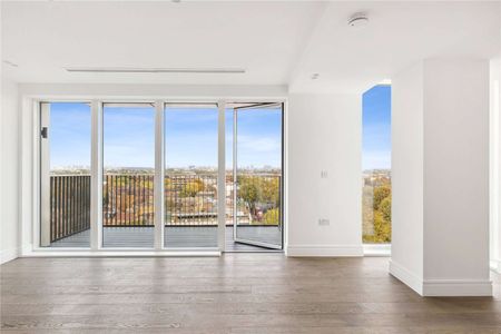 A brand new luxurious apartment in this exclusive Chiswick development - Photo 5