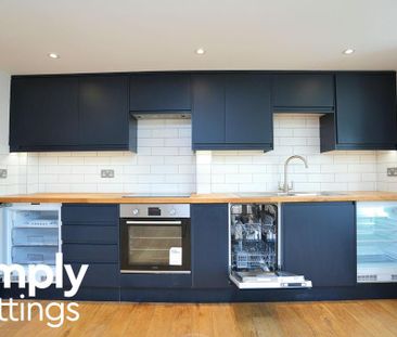2 bedroom maisonette to rent - Photo 5