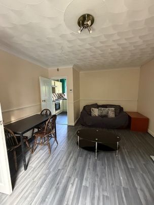 2 Bed Semi-Detached House, Burlington Road, CV2 - Photo 1