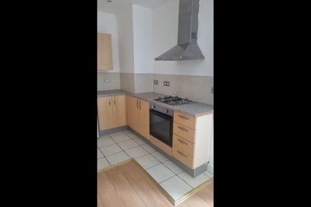 2 Bed Flat, Harrington Chambers, L2 - Photo 4