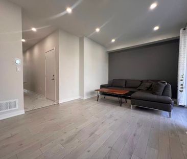 For Lease - 36 Fancamp Drive, Vaughan, Ontario - Photo 4