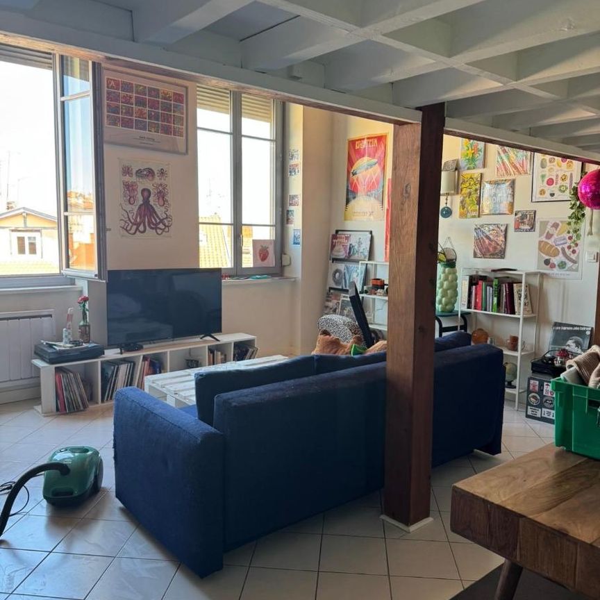 Location Appartement 2 pièces 50m² LYON 4ème - Photo 1