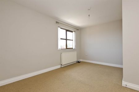 9 Orangefield Grove, BELFAST, BT5 6DA - Photo 3