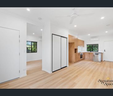 Newly Built Home in a Highly Convenient Stafford Location - Photo 5