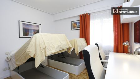 madrid, Community of Madrid 28007 - Photo 4