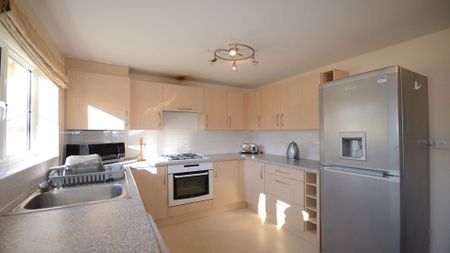 Bitterne Avenue, Tilehurst, Reading, RG31 - Photo 3