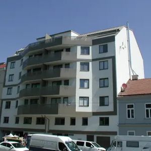Kimatisierte Wohnung mit Parkplatzmöglichkeit, Kühlung + Heizung + PV-Strom = Gratis, in 18min am Flughafen (S7) - Foto 3