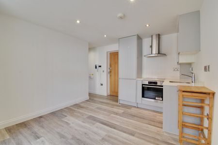 1 bedroom apartment to rent - Photo 4