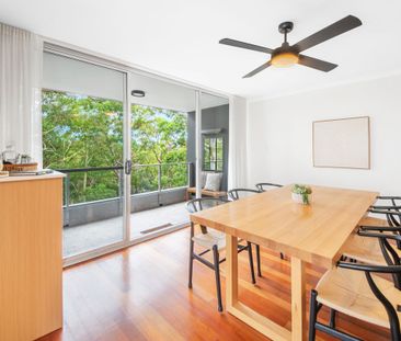 Central apartment basks in quiet bushland privacy - Photo 2