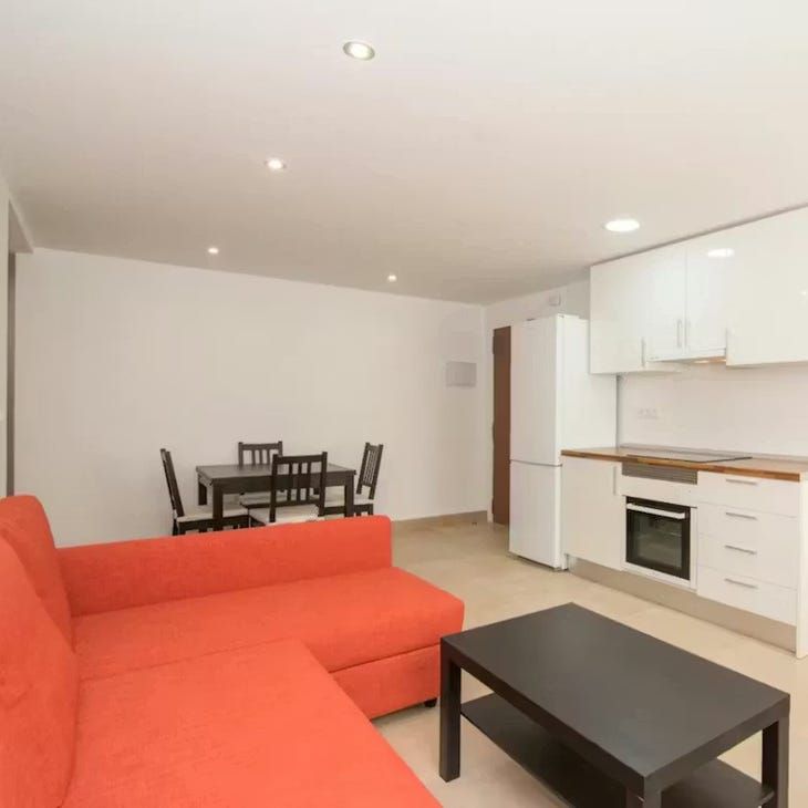 Carrer de la Reina, Valencia, Valencian Community 46011 - Foto 1