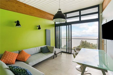 6 bedroom detached house to rent - Photo 5