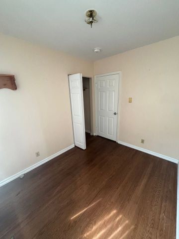 For Lease - 370 Greenbrook Drive, Kitchener, Ontario - Photo 2