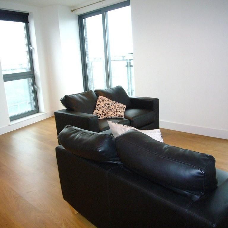2 bedroom apartment to rent - Photo 1