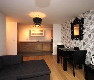 2 bedroom apartment to rent - Photo 2