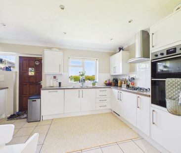 Chessfield Park, Amersham, Buckinghamshire,HP6 - Photo 6