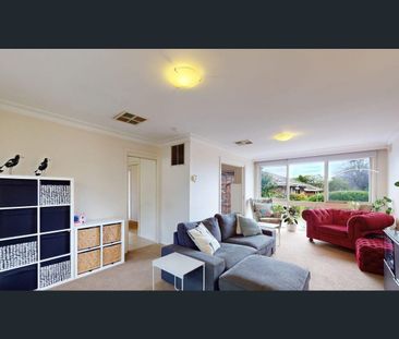 Three-Bedroom Unit with Double Garage & Private Courtyard - Photo 3