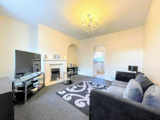 2 bedroom terraced house to rent - Photo 1