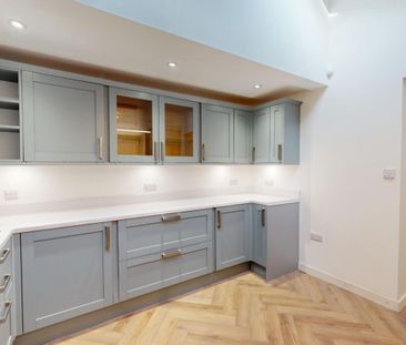 3 bedroom House To Let - Photo 2