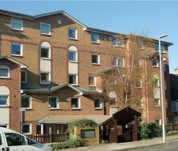 1 bedroom retirement property to rent - Photo 3