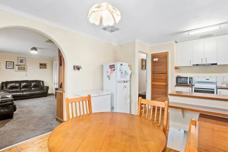 Charming Family Home Offering Endless Potential - Photo 5