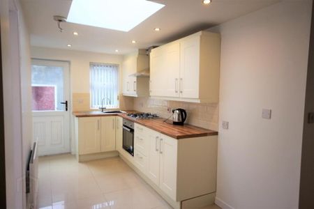 12 Columbia Street, Belfast, BT13 3HL - Photo 4