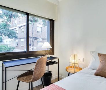 Carrer de Calderón de la Barca, Barcelona, Catalonia 08032 - Photo 6