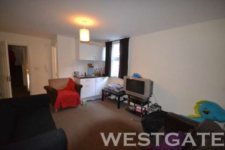 Price £5,075 pcm - Available 01/07/2026 - Furnished - Photo 4