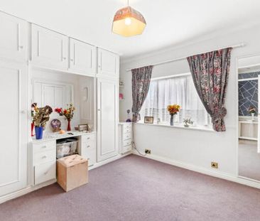 Stockers Lane, Woking, Surrey, GU22 - Photo 1