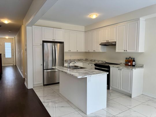 For Lease - 23 Bowline Vista N/A, East Gwillimbury, Ontario - Photo 1