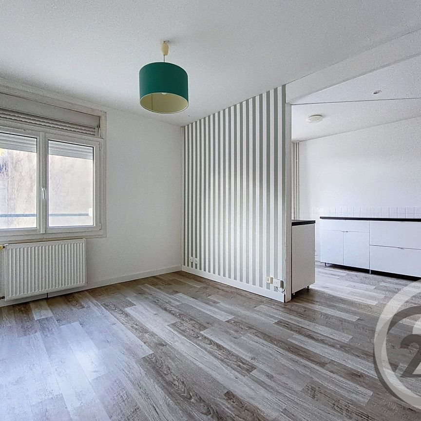 Location Appartement 2 pièces 41m² TROYES 10000 - Photo 1