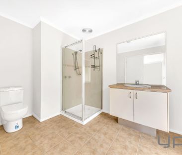 Affordable Family Living in Roxburgh Park - Photo 6