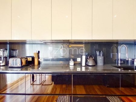 3 room luxury Flat for rent in Porto, Portugal - Photo 5
