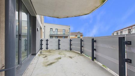 2 bedroom apartment to rent - Photo 3