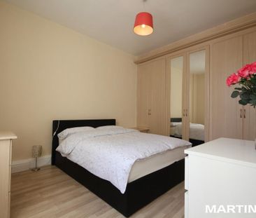 2 bedroom detached house to rent - Photo 3