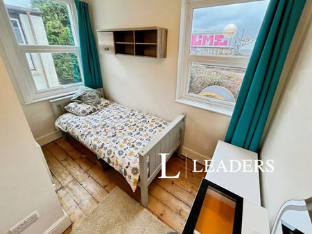 property to rent Payne Avenue, Hove, East Sussex, BN3 - Photo 3