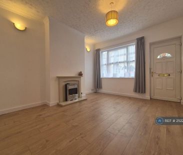 3 bedroom terraced house to rent - Photo 2